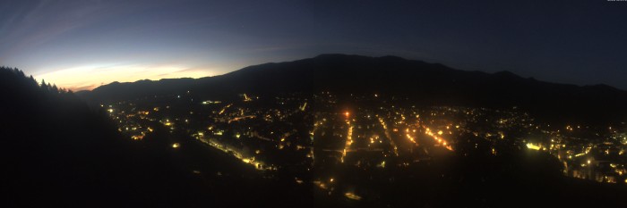 Aktuelle Bilder von Waldkirch mit Blick das Elztal hinauf